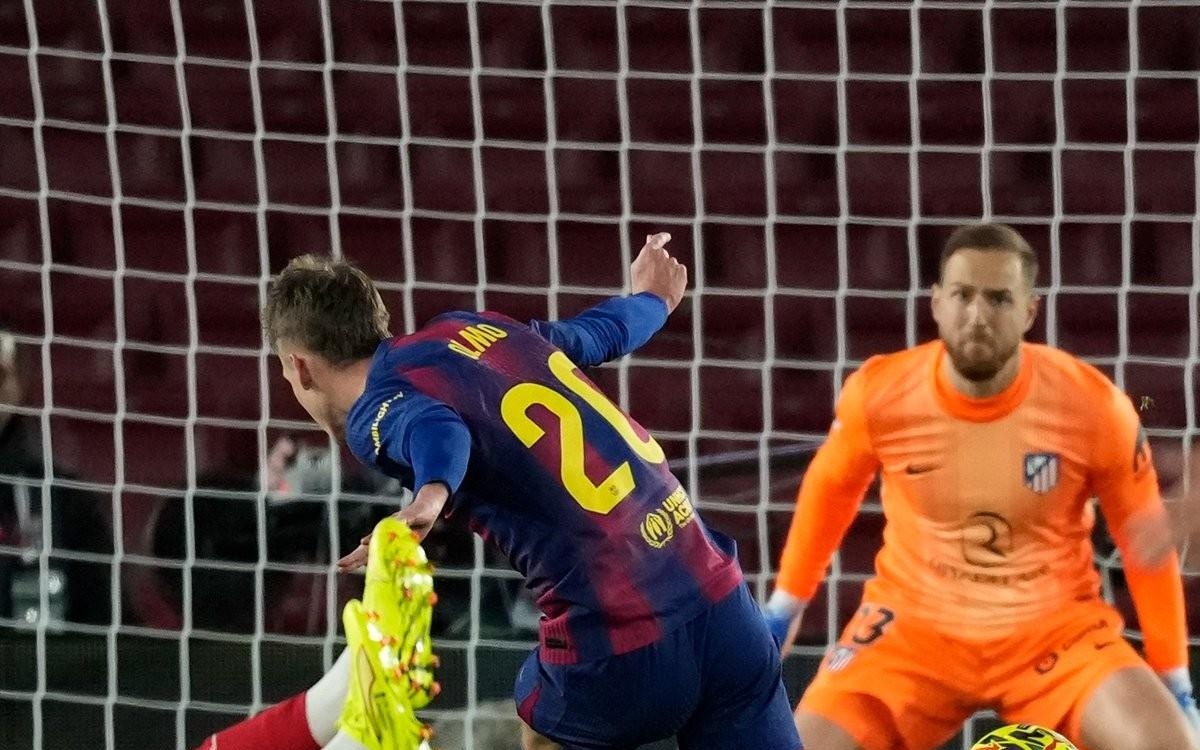 机敏前插破门，当选全场最佳，芒特越踢越好了，继续加油！