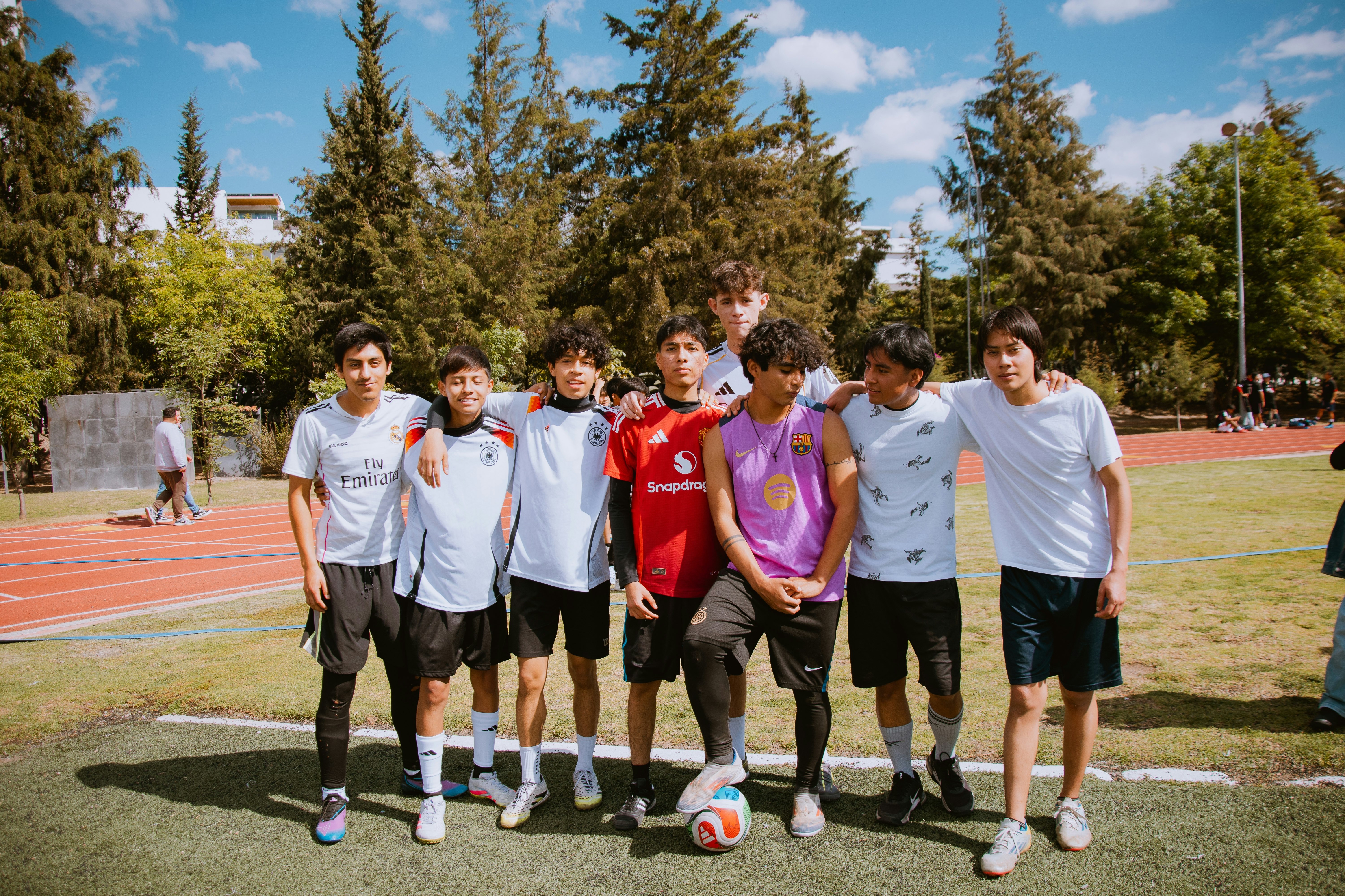 解析“下注恐惧”：为什么领先时反而不敢打？（领先反而不敢出手？揭秘“下注恐惧”）