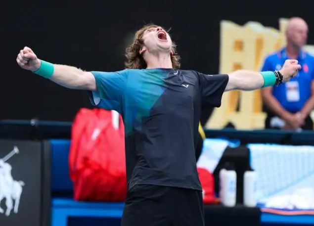 险和艰苦 险和艰苦