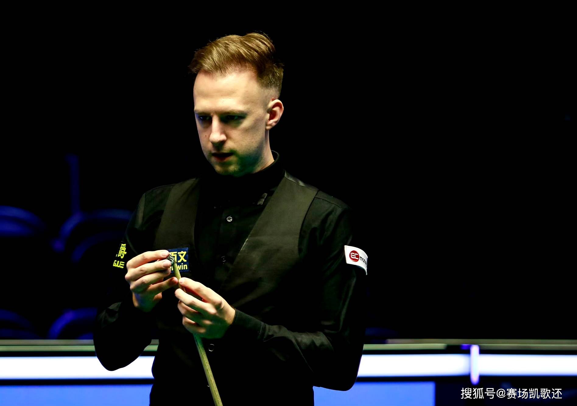 为出席发布 为出席发布