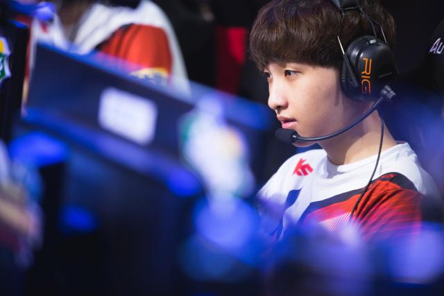 坚持和永不 坚持和永不